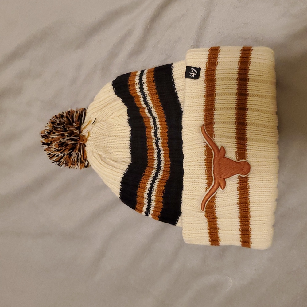 '47 Longhorns knit hat